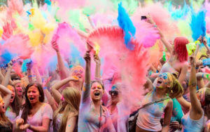 Holi Festival, la festa dei colori alla Mostra d'Oltremare