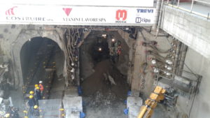 ANM, metro linea 6: tunnel troppo stretto per i nuovi treni