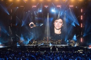 Elisa festeggia 20 anni di carriera all'Arena di Verona