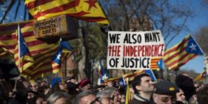 Referendum Catalogna: Bruxelles invita al dialogo