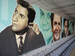 Street Art, omaggio a Troisi e Alighiero Noschese