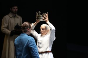 Al Teatro Mercadante in scena Richard II di William Shakespeare