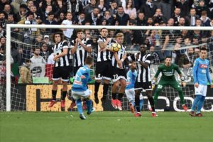 Ultimissime Calcio Napoli. Gli azzurri vincono a Udine e restano in vetta