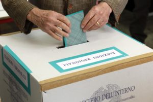 Elezioni Sicilia, Musumeci in vantaggio su Cancelleri