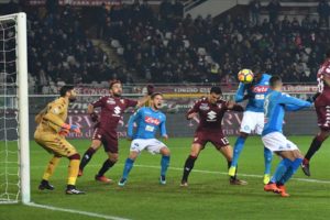 Calcio Napoli. Torna il primato con la vittoria a Torino. Festa per Hamsik