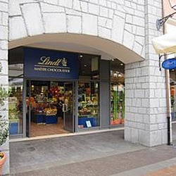 Cronaca di Caserta. Furti all'Outlet La Reggia, arrestate due donne