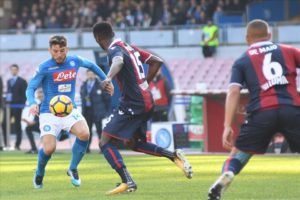 Calcio Napoli. Boum boum Mertens: gli azzurri battono il Bologna 3-1