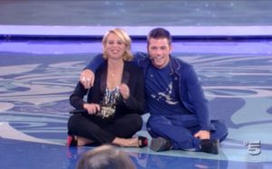 Amici 17, sospesi Vittorio, Filippo e Nicolas: puliranno le strade di Roma