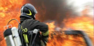 Cronaca di Napoli. Fiamme in un appartamento nel centro storico