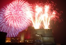 Capodanno a Napoli, tutto esaurito nelle aree del centro storico Capodanno a Napoli, tutto esaurito nelle aree del centro storico