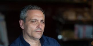 Maurizio De Giovanni e la Rizzoli citati a giudizio