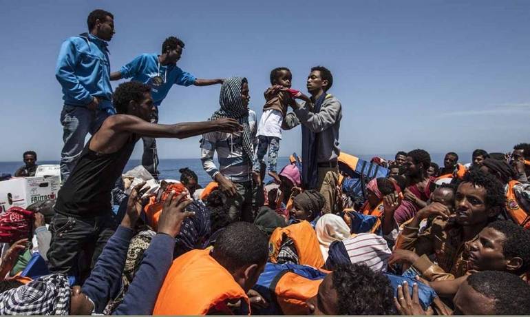 Cronache di Salerno: Domani nuovo sbarco di 375 migranti