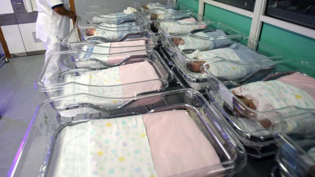 Asl Salerno, semplificata la procedura per adottare un bambino