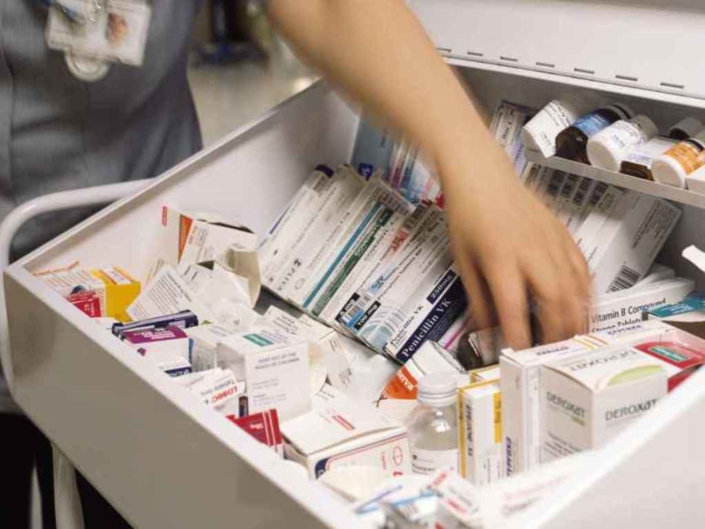 Utilizzare un farmaco scaduto può provocare problemi alla salute?