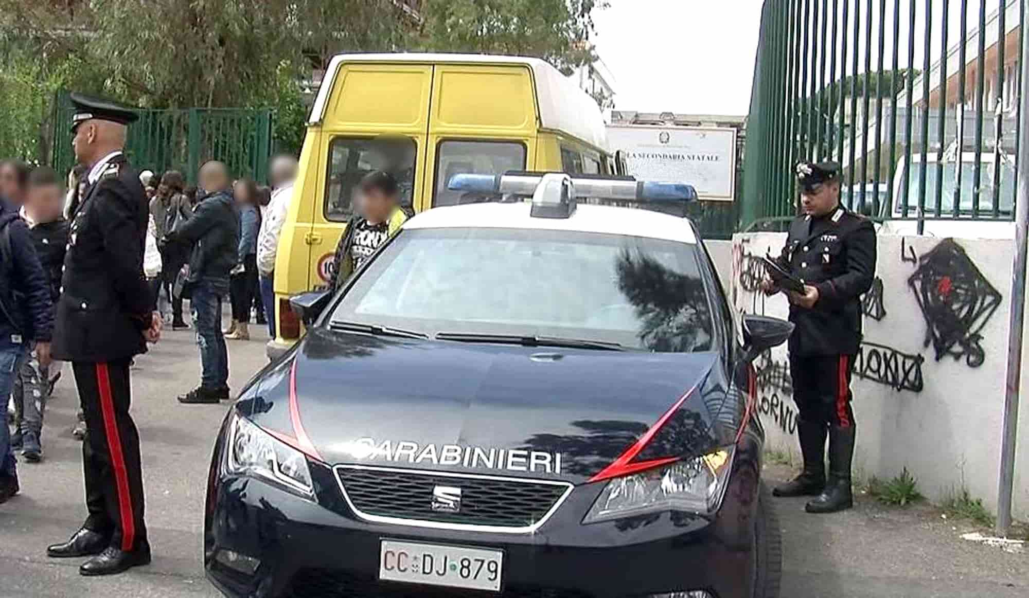 Marano di Napoli: controlli dei carabinieri contro il trasporto pubblico abusivo