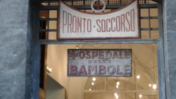 Napoli, Ospedale delle Bambole: arriva l’Halloween Napoletano