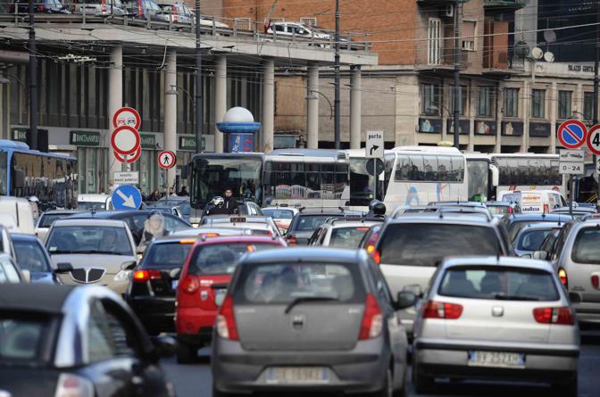 Comune di Napoli: Il piano traffico per i giorni di visita ai cimiteri