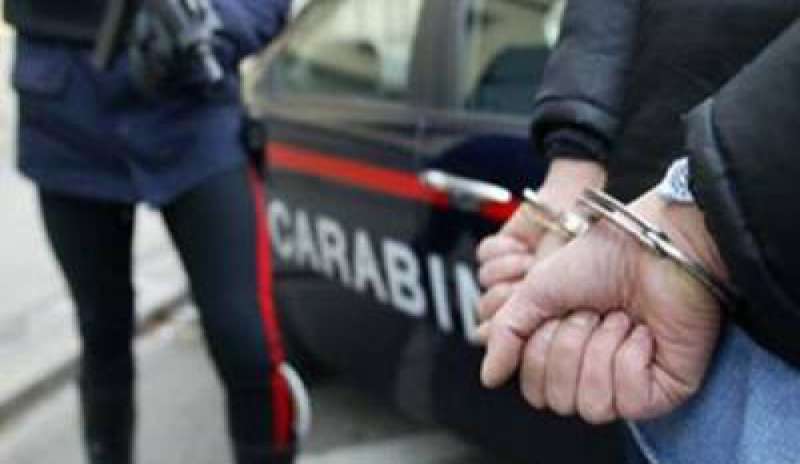 Avellino, 5 arresti per tentato sequestro di persona con metodo mafioso