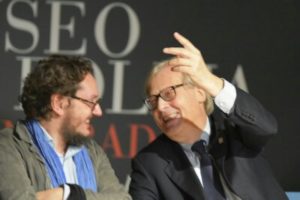 Sgarbi a Napoli per il Museo della Follia da Goya a Maradona 2