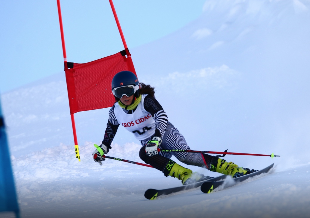 Sci. Michelle Valentini superstar al debutto della stagione sciistica