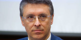 Universiadi a Napoli, Cantone: "Rinviare sarebbe una brutta figura per la città"