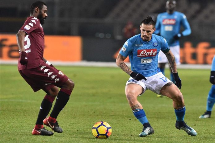 Calcio Napoli: gli azzurri battono il Torino 1-3. Festa per Hamsik