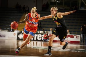 Basket femminile, la Dike Napoli incanta a S. Martino di Lupari