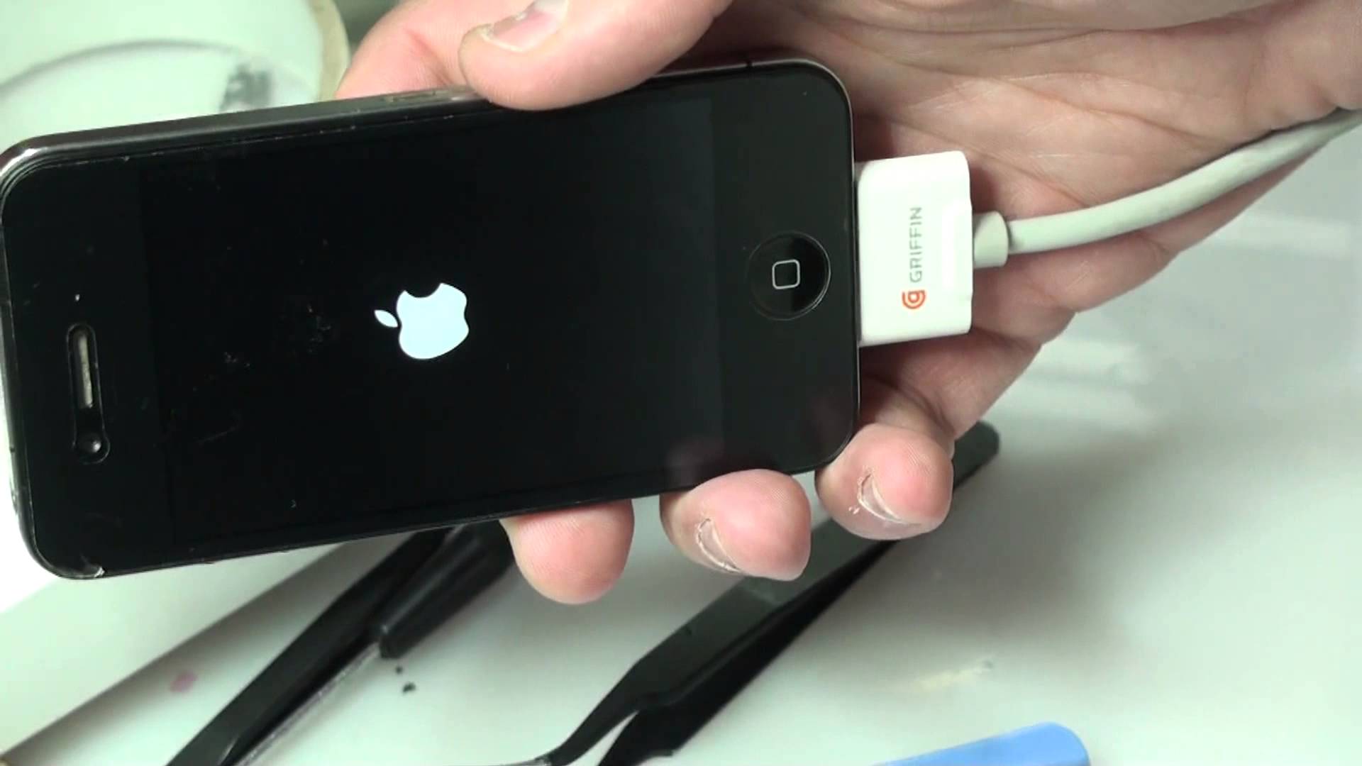 Apple, taglio ai prezzi delle batterie degli I-phone