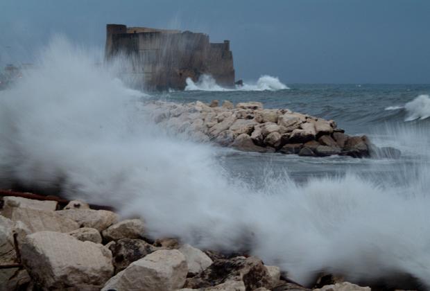 Meteo Campania, vento e pioggia in arrivo: le previsioni