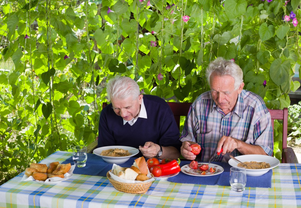Dieta mediterranea, elisir di lunga vita per gli anziani e non solo