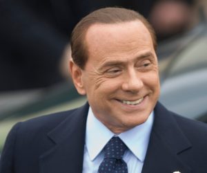 Elezioni 2018, Berlusconi a “Matrix”: “Se vincono 5 stelle crolla l’Italia”