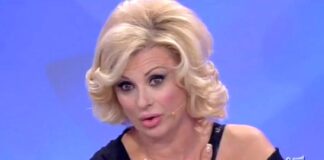 Uomini e Donne: Maria taglia Tina Cipollari in montaggio