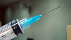 Vaccino anti-Covid: come comportarsi dopo le dosi