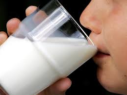 Il latte intero è perfetto per una Alimentazione equilibrata