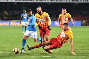 Calcio Napoli: Mertens ed Hamsik stendono il Benevento