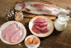 Grassi Omega-3 dal pesce azzurro alla tavola per proteggere il cuore