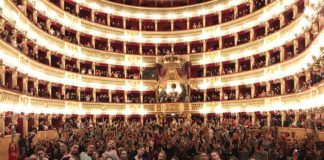 San Carlo, domani il flash mob My fair Lady a Piazza del Plebiscito
