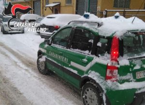 Emergenza neve in Irpinia. Carabinieri in soccorso in tutta la provincia