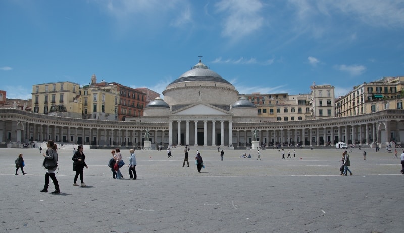 Napoli, partito cantiere in piazza Plebiscito: concerti a rischio