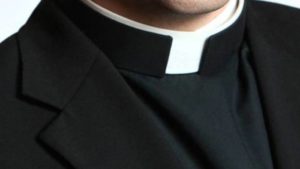 Curia di Napoli, consegnato dossier su casi omosessualità sacerdoti