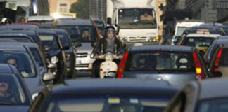 Napoli, corso San Giovanni: strada chiusa per lavori
