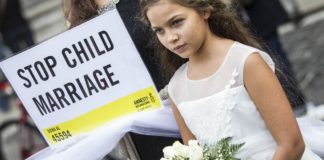 Sposa bambina, promessa a dieci anni: indagato il padre