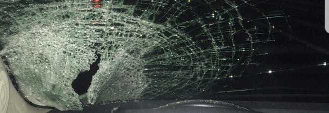 Napoli, Tangenziale: paura per lanci di sassi dal cavalcavia