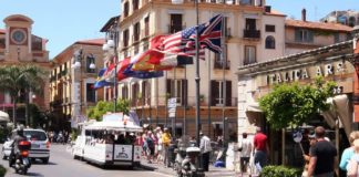 Sorrento, chiusa una discoteca per 5 giorni e sanzione di 1000 euro