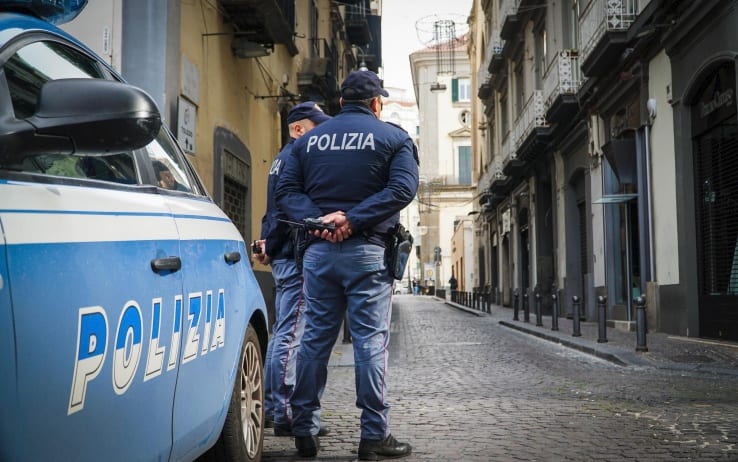 Napoli, posti di blocco della polizia a Ponticelli e San Giorgio a Cremano