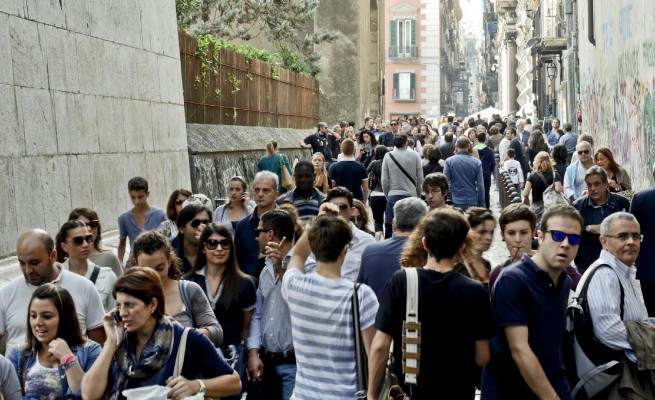 Napoli, pienone di turisti nel ponte di Pasqua. Sold out hotel e B&B