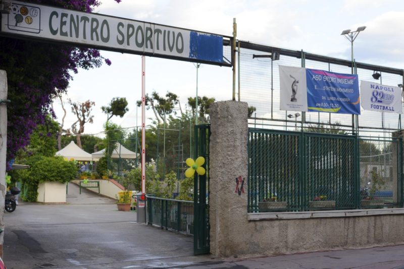 Napoli, Posillipo: Muore d'infarto mentre gioca a calcio