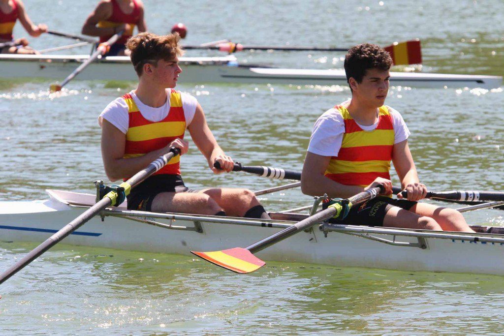 Canottaggio. Oro per il Circolo Canottieri Napoli che ha partecipato al Meeting Nazionale a Piediluco. Ottimi risultati per gli azzurri.