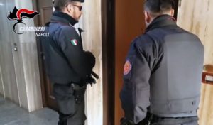 Napoli, scacco matto alla camorra: maxi blitz con 50 arresti