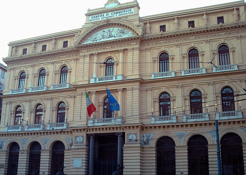 Napoli, Camera di Commercio: la truffa del pranzo dei poveri